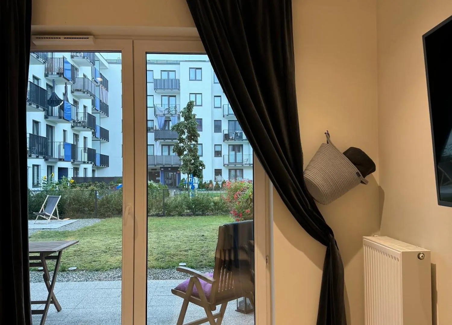 Relax&Comfort New Waw 50 Sqm With Terrace, Garden, Free Parking And Ac Warszawa Apartament