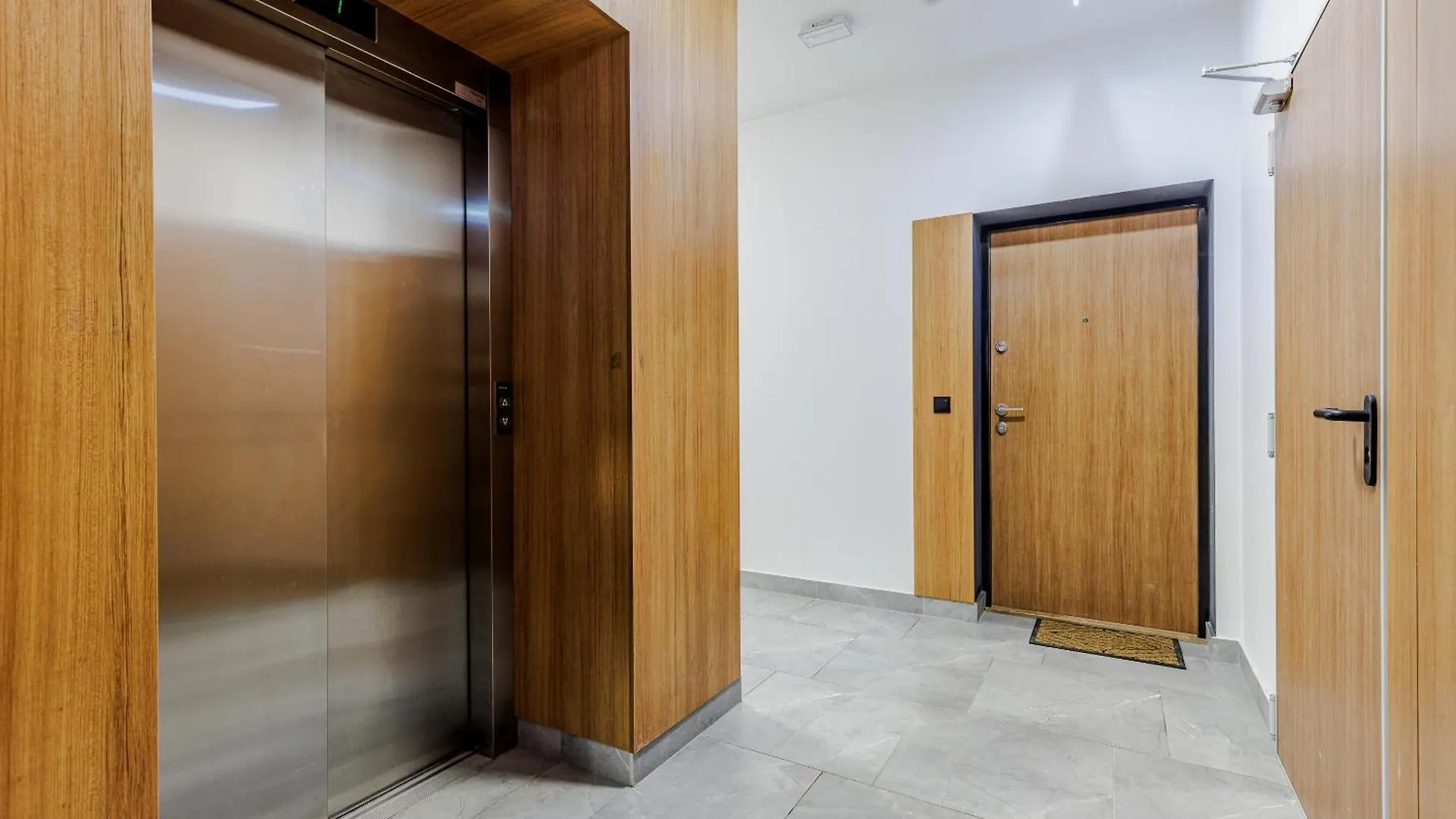 Relax&Comfort New Waw 50 Sqm With Terrace, Garden, Free Parking And Ac Warsaw 0*,