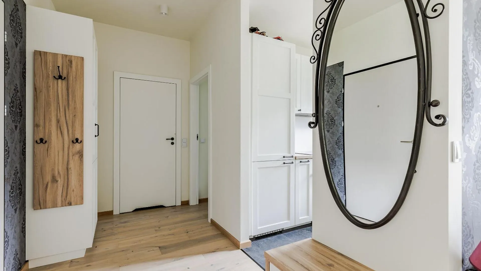 Relax&Comfort New Waw 50 Sqm With Terrace, Garden, Free Parking And Ac Warsaw Poland
