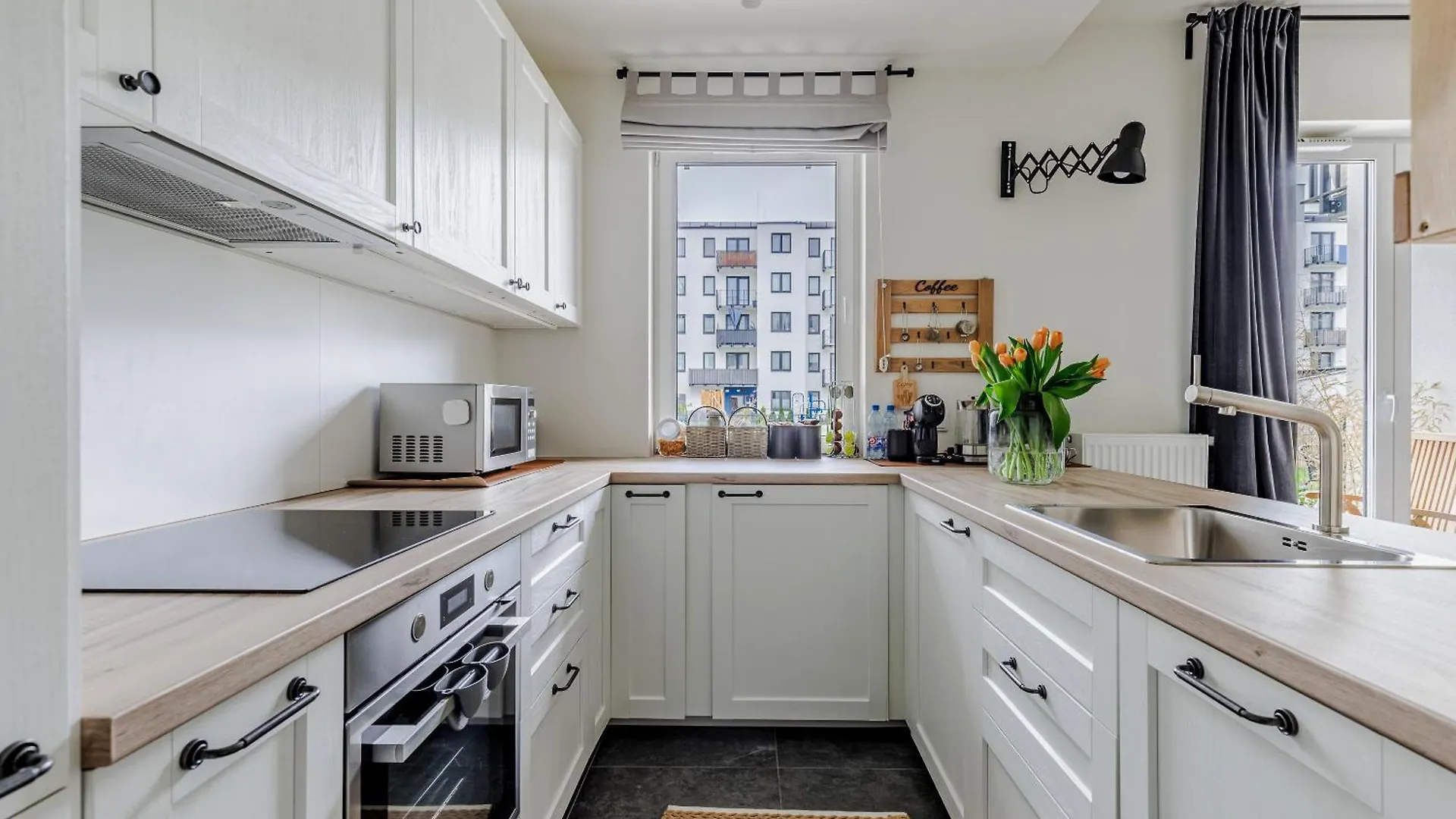 Relax&Comfort New Waw 50 Sqm With Terrace, Garden, Free Parking And Ac Warsaw 0*,  Poland