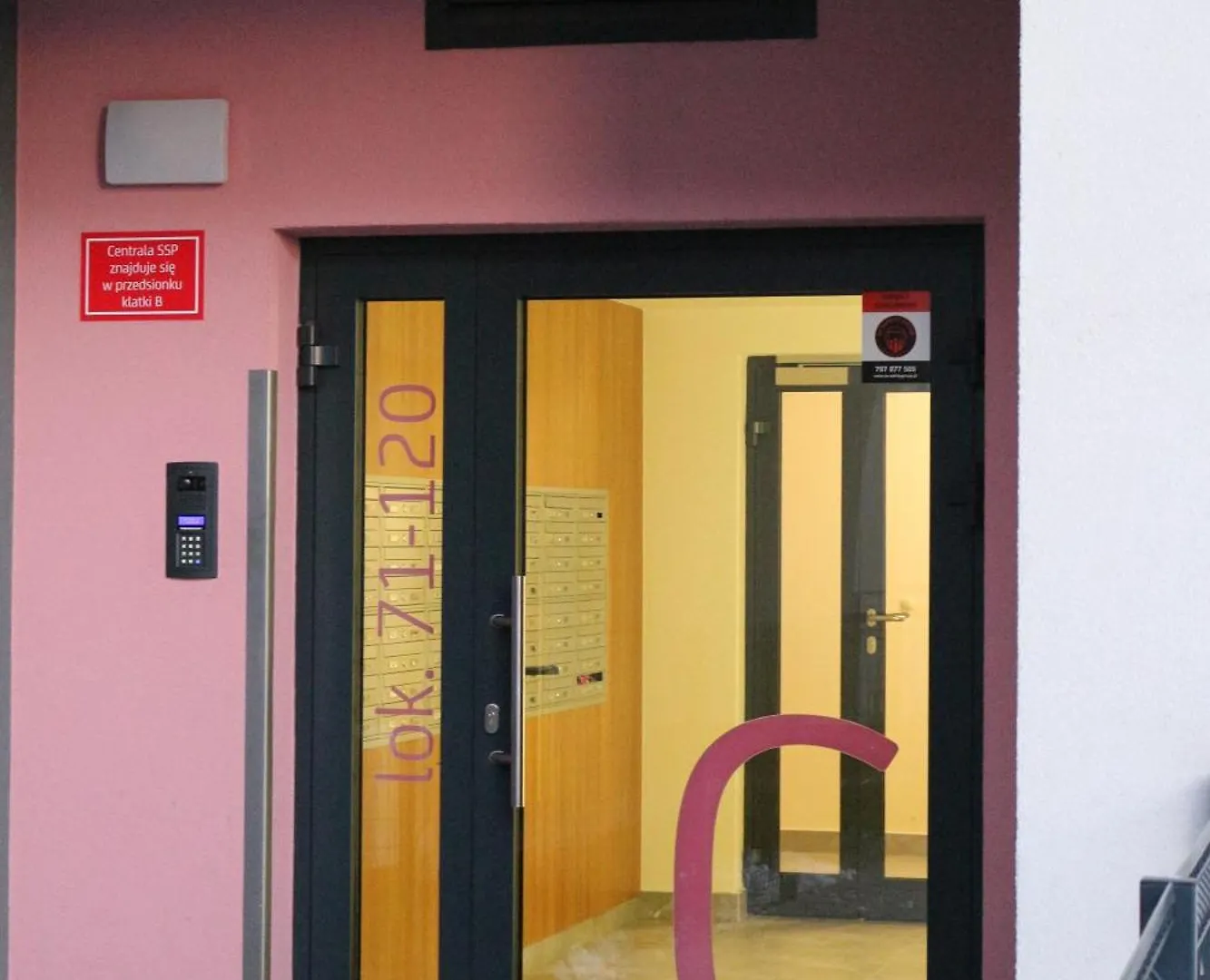 Relax&Comfort New Waw 50 Sqm With Terrace, Garden, Free Parking And Ac Warsaw