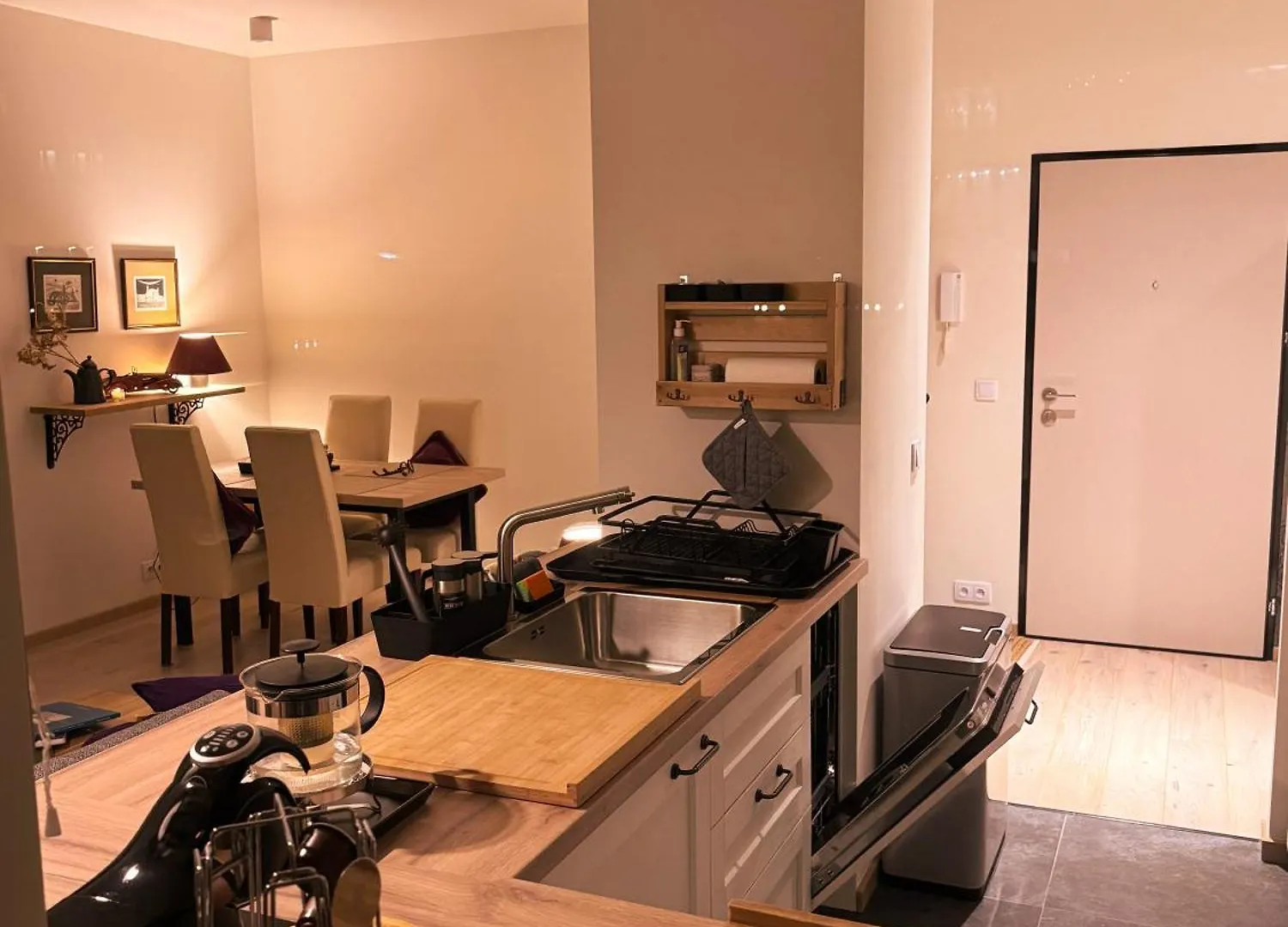 Relax&Comfort New Waw 50 Sqm With Terrace, Garden, Free Parking And Ac Warsaw Apartment