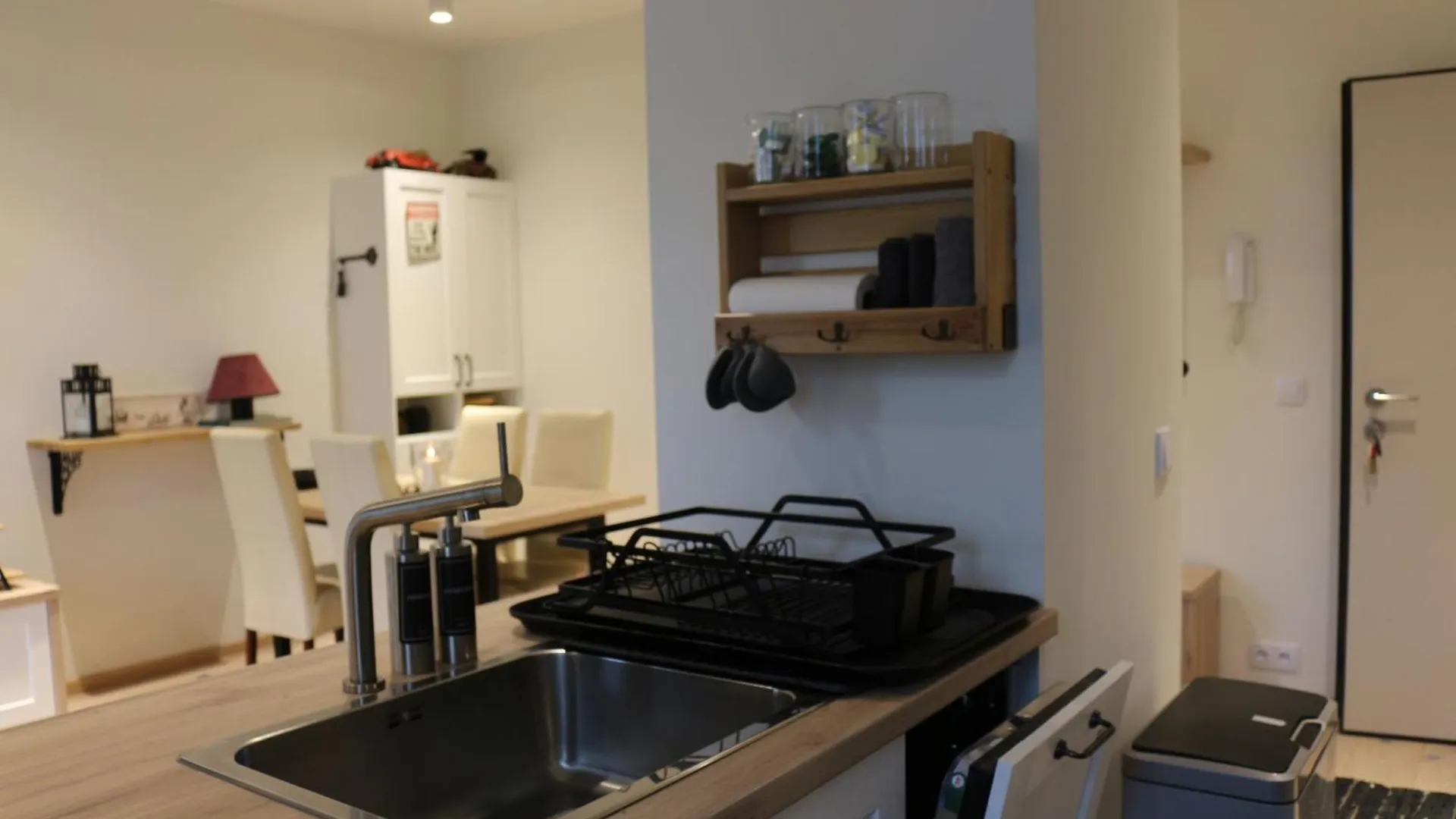 Apartment Relax&Comfort New Waw 50 Sqm With Terrace, Garden, Free Parking And Ac Warsaw